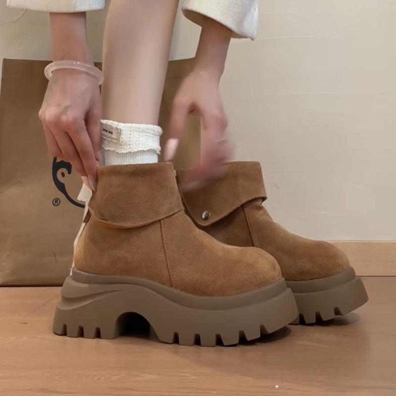 

2025 autumn and winter retro niche thick-soled heightening short boots women s fashion trend wear versatile thick-heeled fashion boots 40