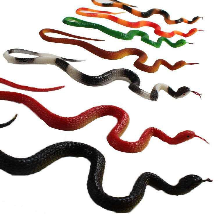 Realistic Small Rubber Snake Prank Toy - Soft, Fake Snake for Tricks Prank Type