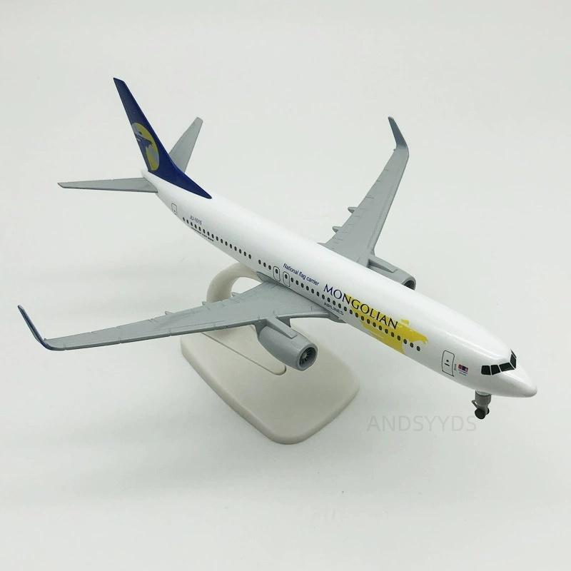 20CM B737 Mongolian Airways With Airplane Landing Gear Metal Alloy Aircraft Model 1/400 Scale Room Decoration Plane Display