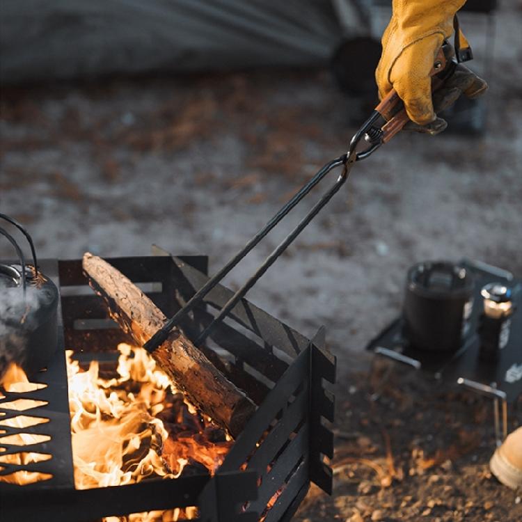 Charcoal Grills Pokers Fire Tongs Barbecue Charcoal Tong Carbon Steel Barbecue Tongs Long Handle Charcoal Pliers