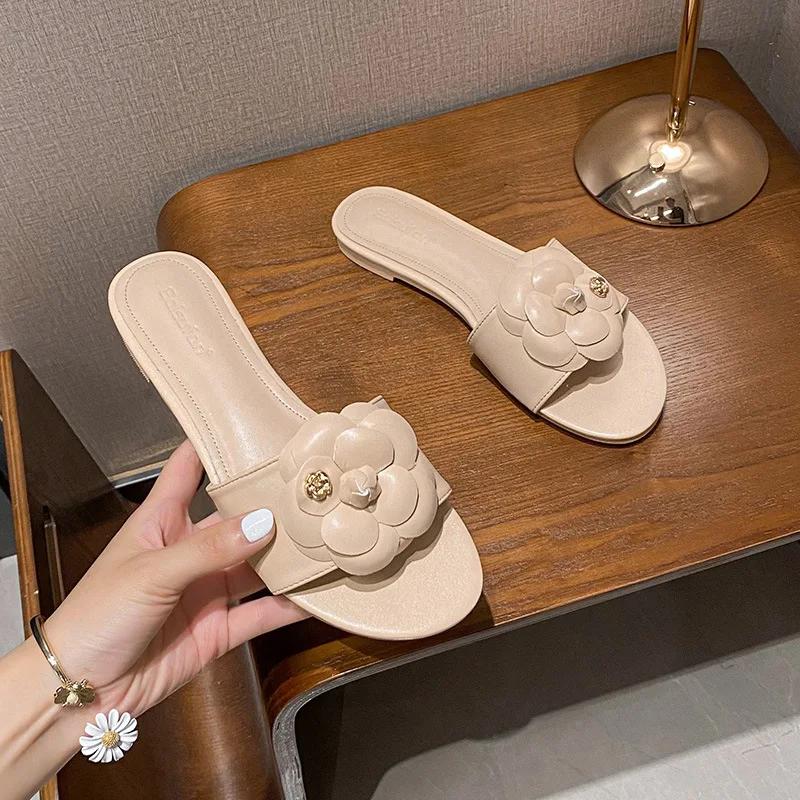 Summer Women Shoes Modern Slipper Fashion Camellia Leather Flat Shoes Girl Street Fashion Sandals