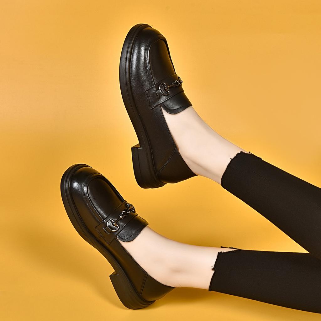 Round head flat shoes women's autumn British small leather shoes first layer cowhide one-pedal single shoes