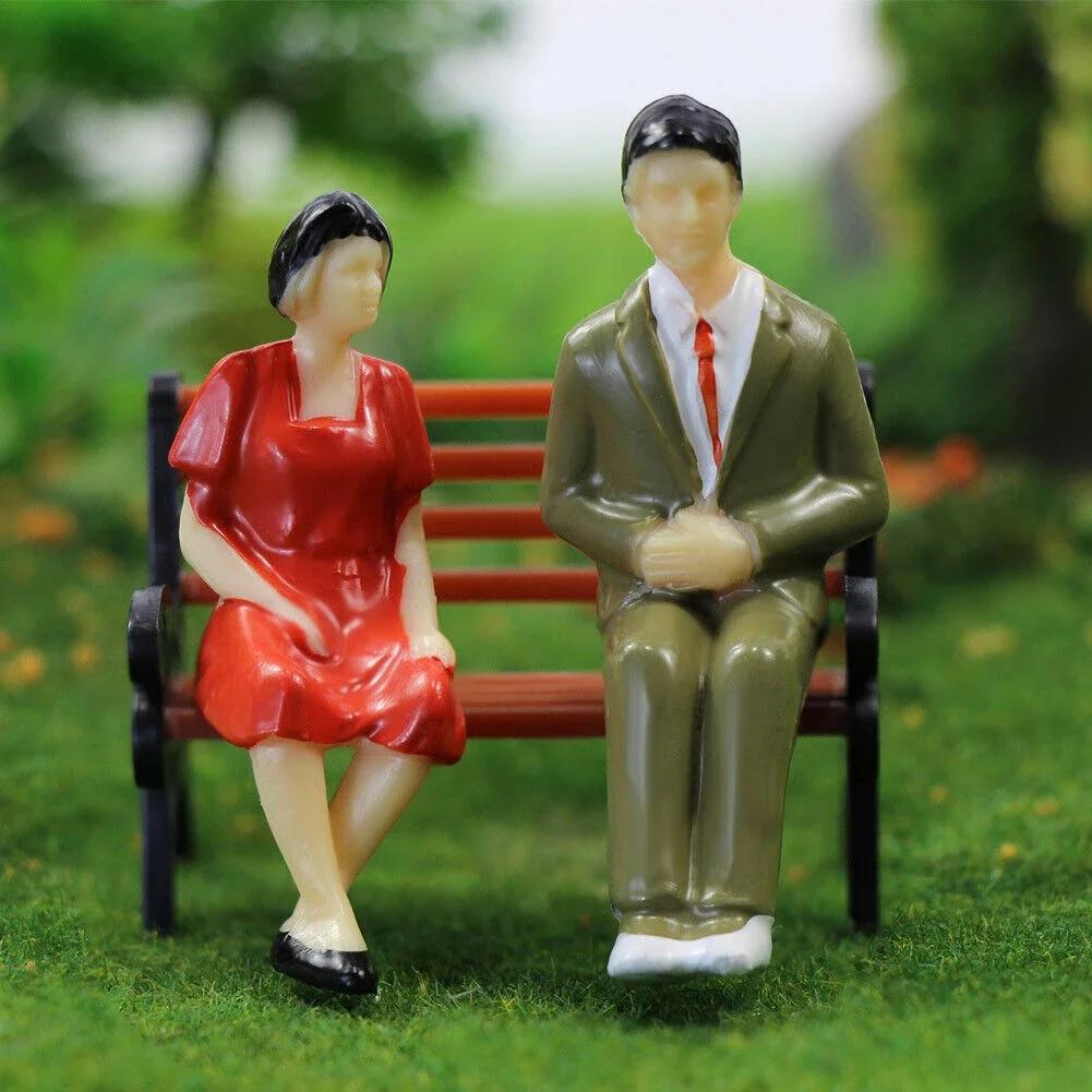 50Pcs Sitting Figures Scale 1:32 Model Figures People Track 1 Painted Color Model Doll Simulation Crafts Garden Decoration
