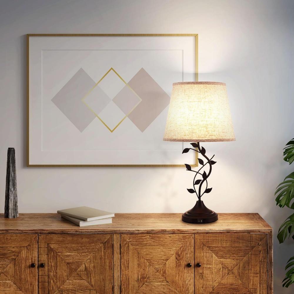 Kakanuo USB-Lade-Nachttischlampe für Wohnzimmer und Schlafzimmer – Traditionelle hohe Retro-Schreibtischlampe