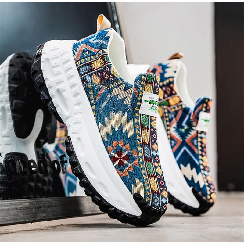 Breathable and comfortable men's sports shoes, fashionable thick-soled sports shoes