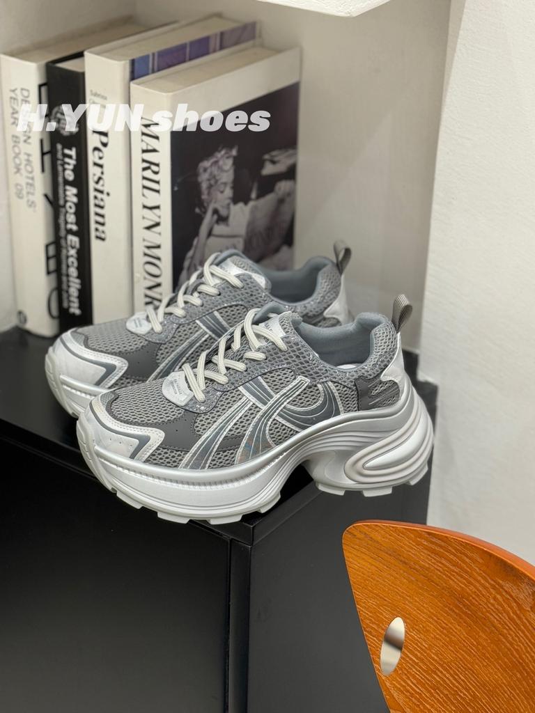 2025 new early autumn leather mesh breathable thick-soled dad shoes women's lightweight height increase casual sports shoes women's shoes