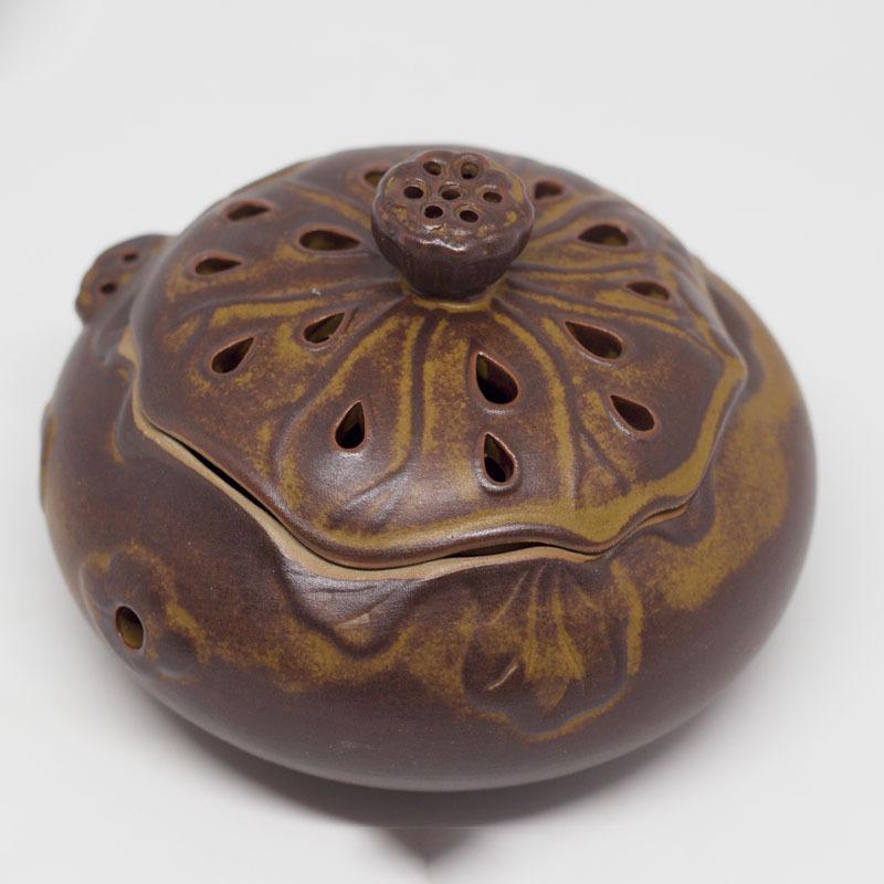 

Creative Incense Burner of the Lotus Shape, Ceramic Aroma Rack, Indoor Tea, Living Room, Bedroom, Home Fragrance Stove, 1Pc