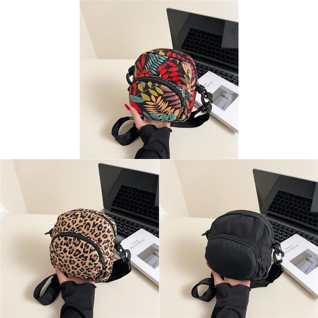 Street Style Nylon Crossbody Bag With Stitching For Daily Use