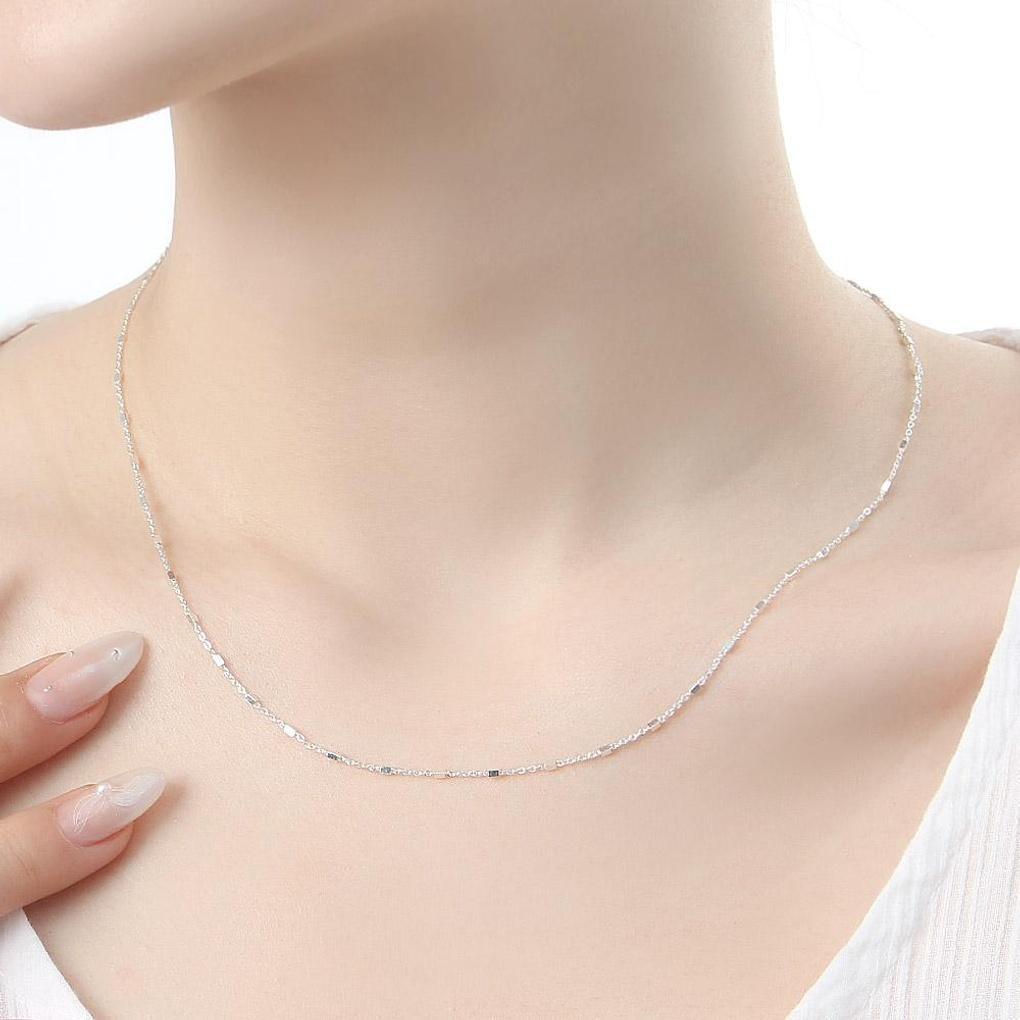 Einfache mehrschichtige Halskette, versilbert mit 925er Silber