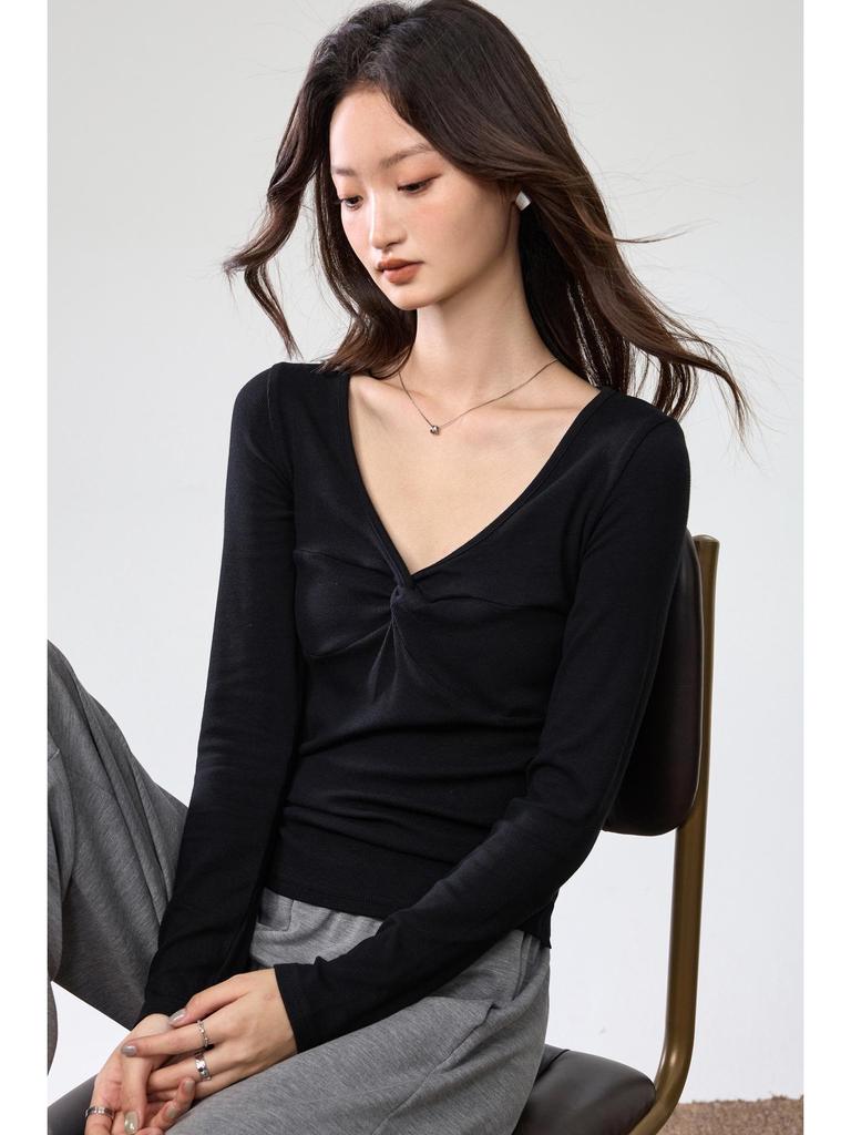 Yuke Seide Tief V-Ausschnitt Twist Langarm T-Shirt – Damen Herbstrot Top