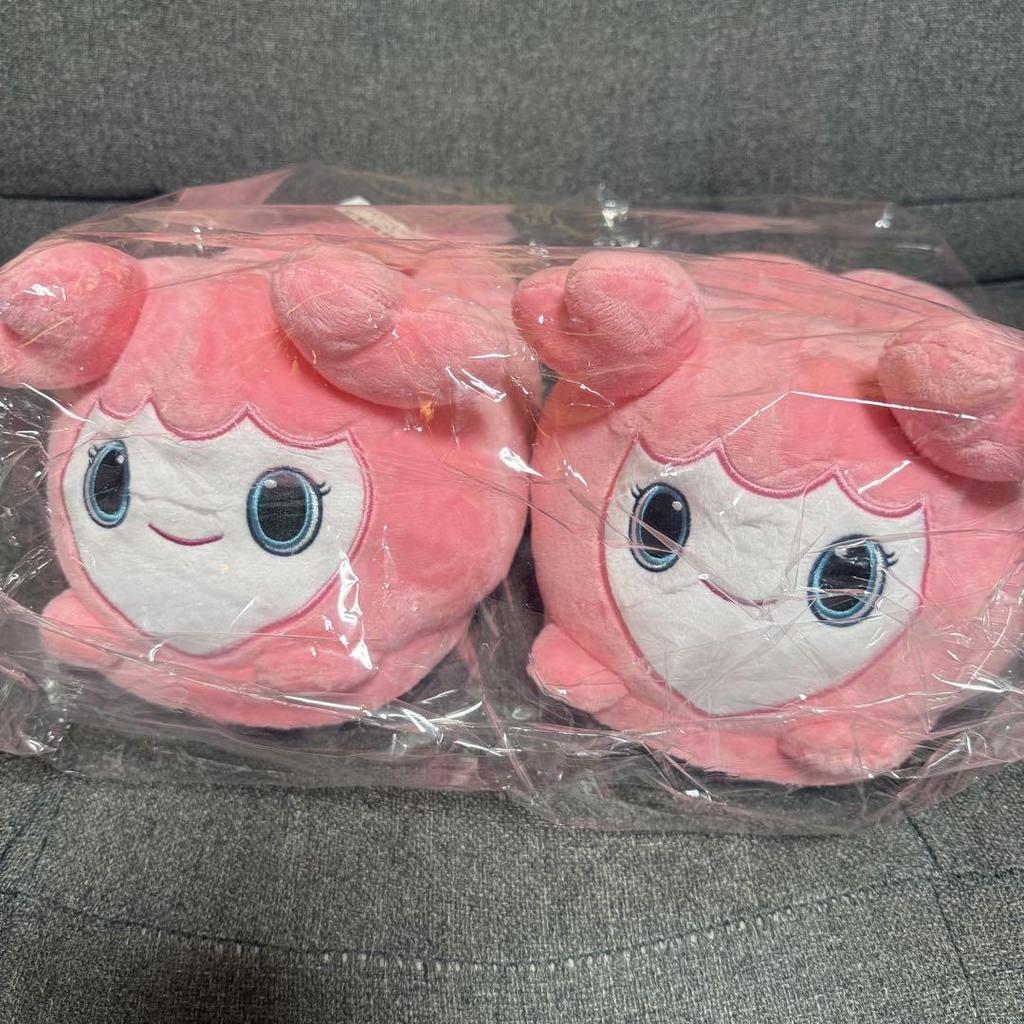 [USED] Gigo Exclusive TWICE LOVELYS Plush Slippers