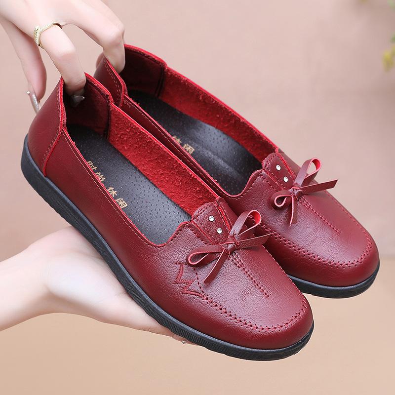 

Весна и Осень новая обувь с бантом одинарная обувь женская для среднего и пожилого возраста удобная обувь для женщин среднего возраста пожилая нескользящая плоская кожаная обувь 41