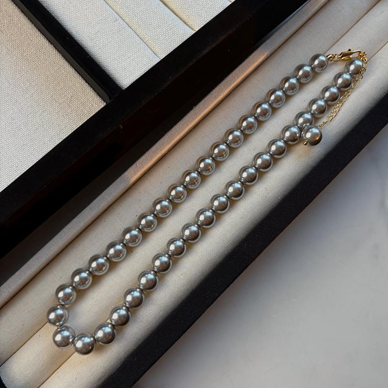 Elegant French Layered Pearl Necklace - Women's High-End Versatile Clavicle Chain, Simple Retro Style