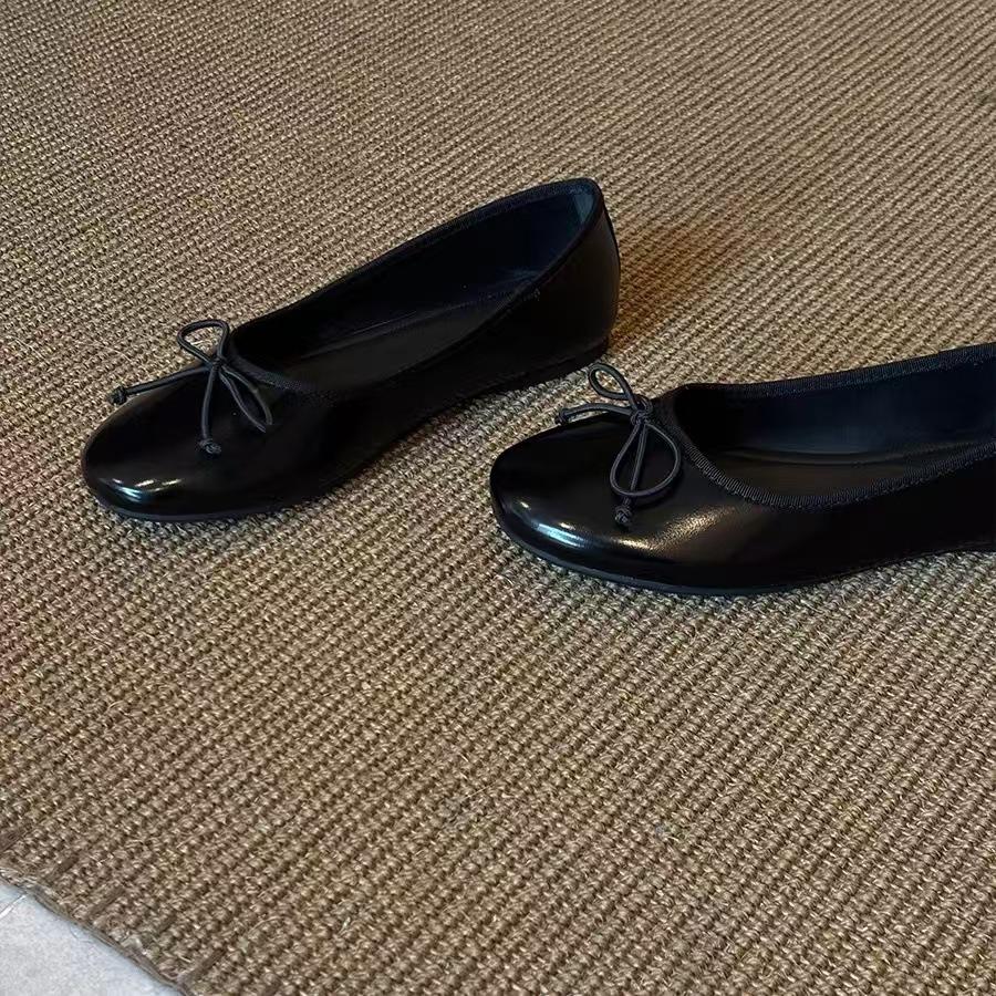 

Sheepskin [ballet] versatile round head ballet shoes bow light mouth flat sole single shoes soft sole small leather shoes 40