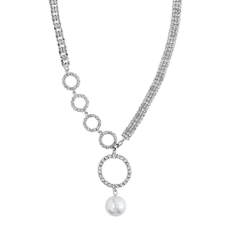 Chunky Fashionable Pearl And Crystal Adorned Choker Necklace For Dressy Occasions