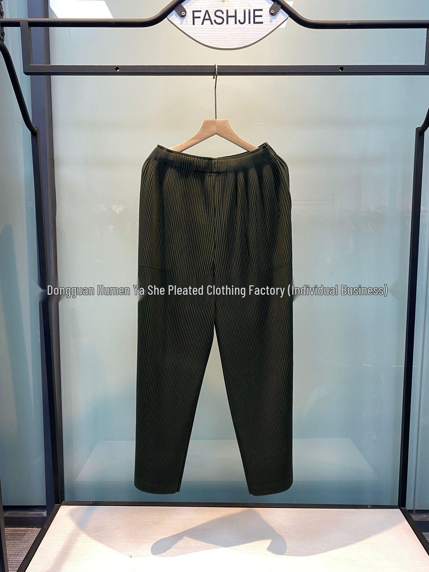

Miyake Pleats High-Waisted Wide-Leg Pants: Classic, Thick, Versatile Casual Style for Women. One Size армия зеленый
