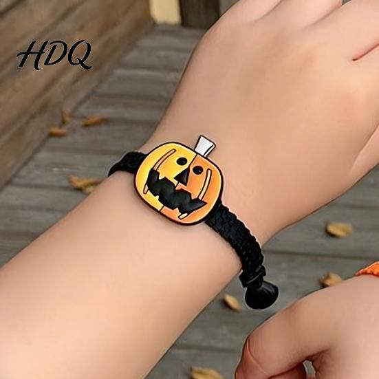 Halloween Party Favors 8 Pcs Bracelets Adjustable Soft PVC Wrist Straps for Kids Adults Jewelry Cartoon Pumpkin Witch Trick or Treat Toy Wristbands