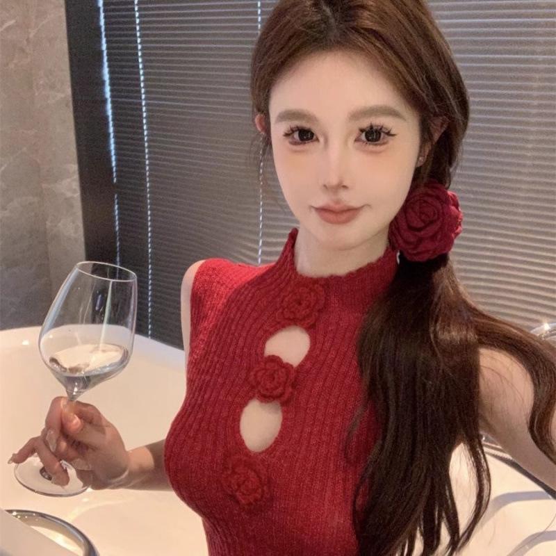 2025 Spring/Summer Hong Kong Style Spicy Girl 3D Flower Hollow Knit Cropped Tank Top
