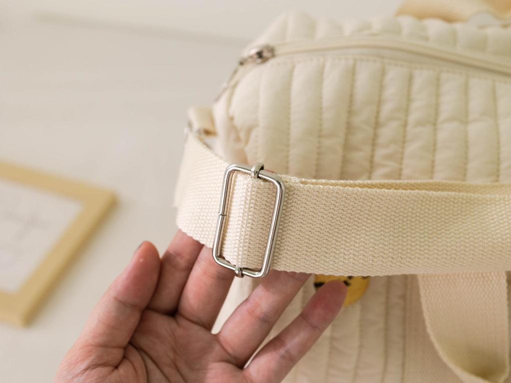 Korean INS-Style Embroidered Travel Bag: Large Capacity, Lightweight, Versatile Handbag