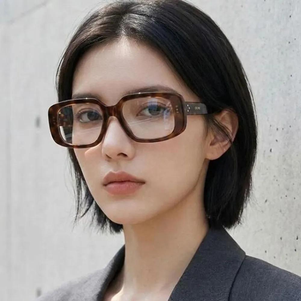 

[Celine] Eyeglass Frames CL50143I 052 Leopard Print Horn-rimmed Glasses Men Women Geek Chic
