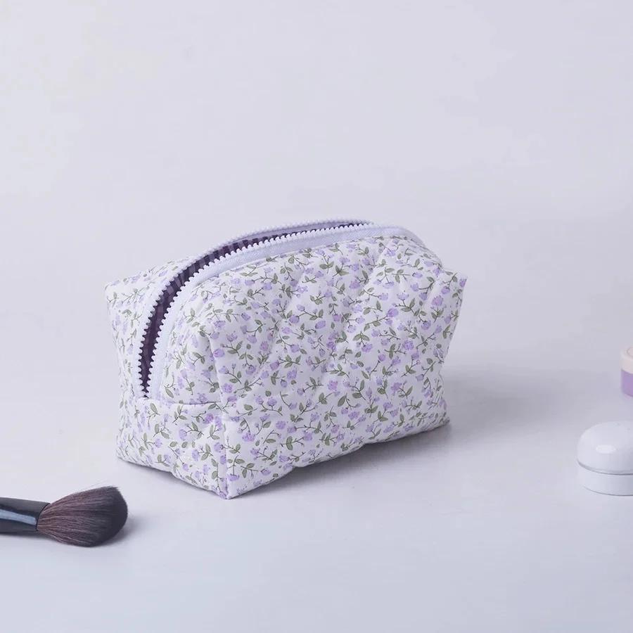 Cosmetic Bags Storage Organizer Floral Puffy Quilted Makeup Bag Flower Printed Cosmetic Pouch Large Travel Cosmetic Bag Makeup