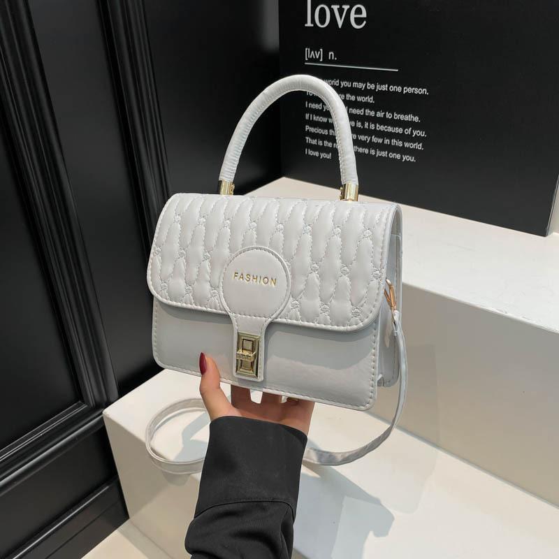 Practical Temperament Portable Small Square Bag 2025 New High Value Shoulder Bag High Value Casual Messenger Women's Bag