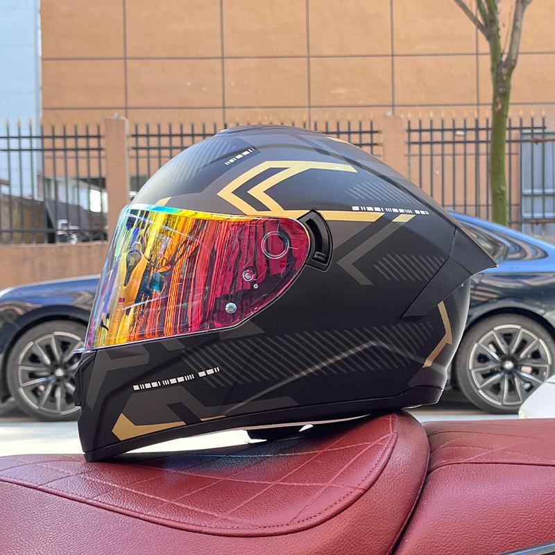 Full Face Motorcycle Helmet with Dual Lens Stylish Fast Release Racing Helmet Moto DOT Approved