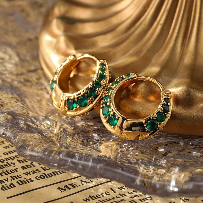 SUYU Fashionable Zircon With Green Zircon Circle Earrings Women's Ins Light Luxury Style Niche Earrings Retro Earrings