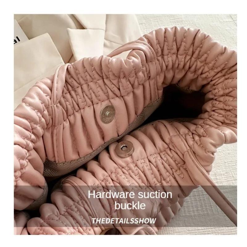 Серебряные плиссированные сумки-ведра на шнурке — фото 11