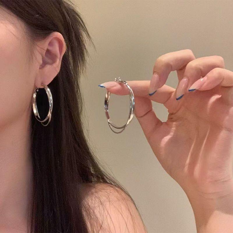 Double Layered Circle Earrings for Women, with A Light Luxury and High-end Temperament. Large Circle Earrings and Explosive Earrings