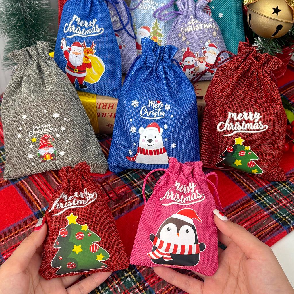 30/1 Stück Bunte Weihnachts-Leinen-Kordelzug-Süßigkeitentaschen Snack-Beutel für Weihnachtsbaumschmuck Partygeschenke Verpackung Aufbewahrungstasche