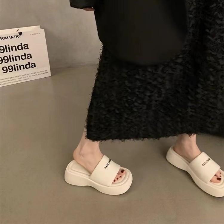 Slippers with Skirts, Summer Muffin Thick-bottomed One-word Drag, Women's Year Increases, Black Outer Wear Sandals, Korean Version Trend