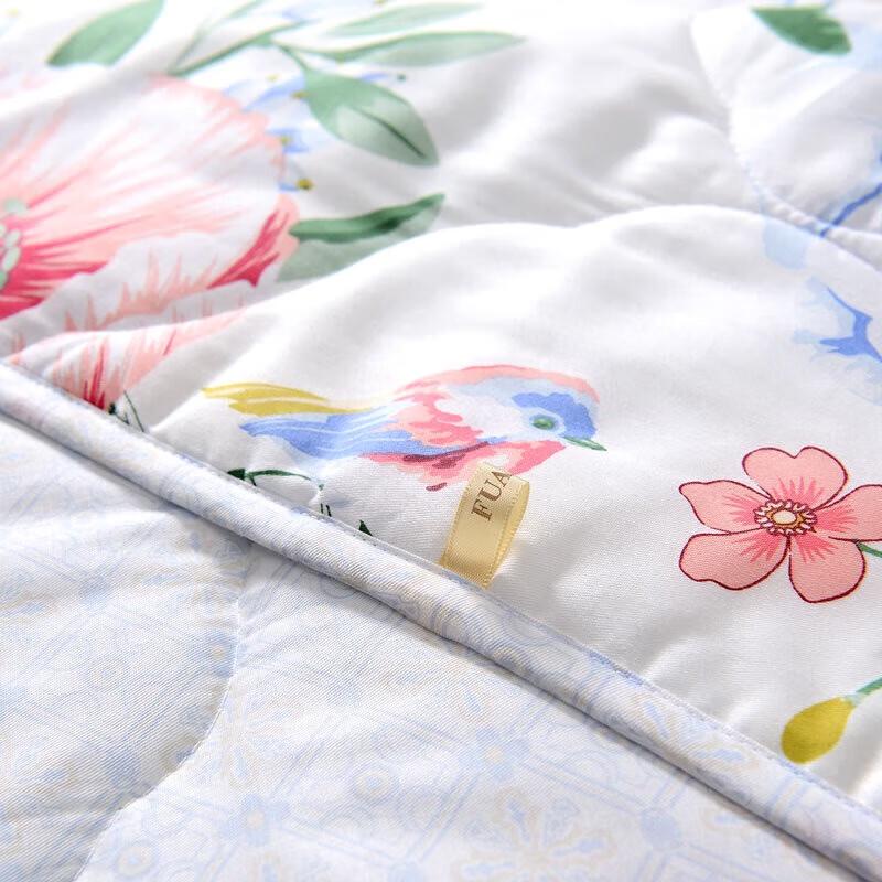 FUANNA Seven-Hole Antibacterial Printed Quilt