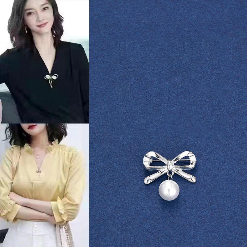 Brooch Pin Fixed Clothes Small Brooch Anti-light Brooch Dark Buckle Waist Pin Low Neck Anti-light Buckle