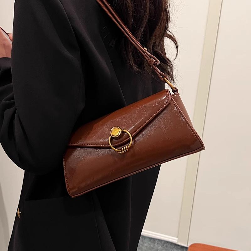 Dark Brown Oil Wax Leather Baguette Crossbody Bag For Women Vintage Style Shoulder Bag With Metal Ring Buckle For Daily Use