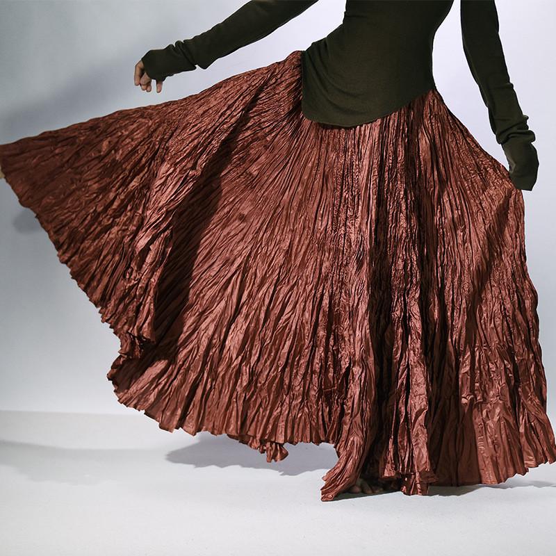 Qooth Textured Pleated Maxi Skirt Floor-Length Draped Skirt Relaxed & Elegant Style Dance Skirt QT2835 One Size