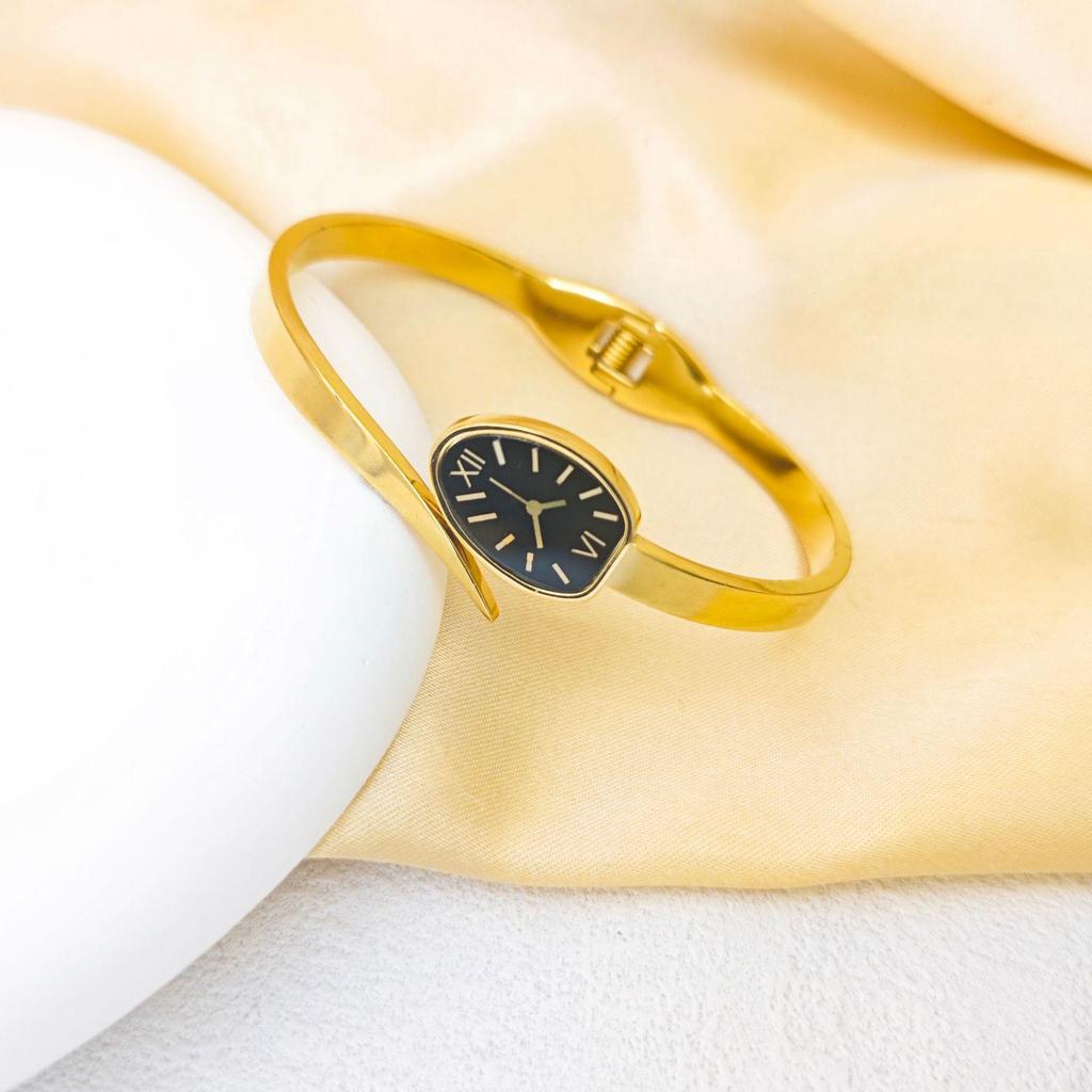 Roman Dial Titanium Steel Non-Fading Bracelet: Luxurious Hollow Strap Watch Bangle Jewelry