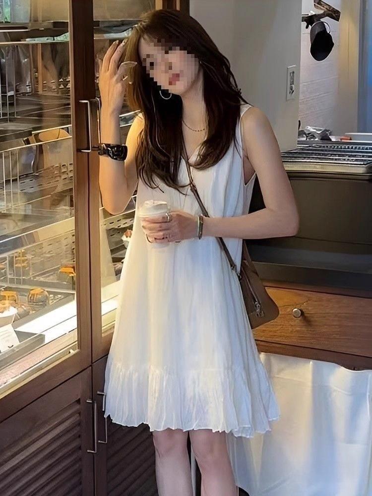Elegant White Sleeveless Dress With Ruffle Collar For Summer Casual Wear