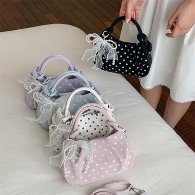 Módní zmačkaná taška ve tvaru mraku s puntíky z PU kůže Crossbody taška Stylová malá taška přes rameno pro ženy pro každodenní použití