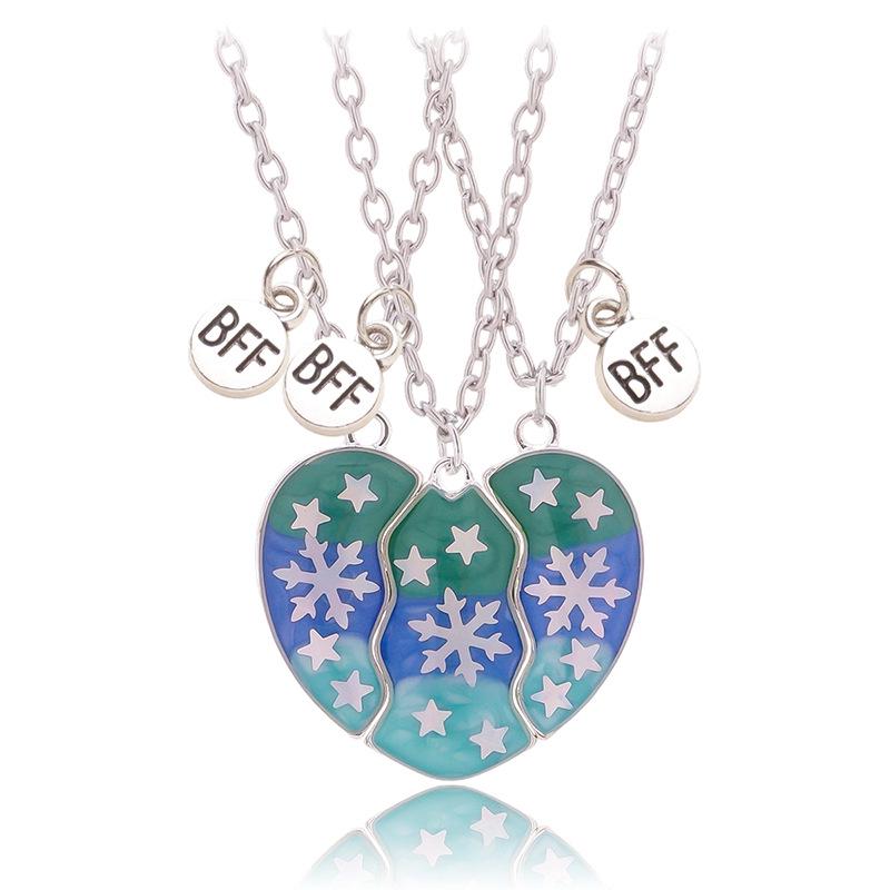 Magnetic Snowflake Heart Necklace: Three-Person Bestie Jewelry - Perfect Holiday Gift