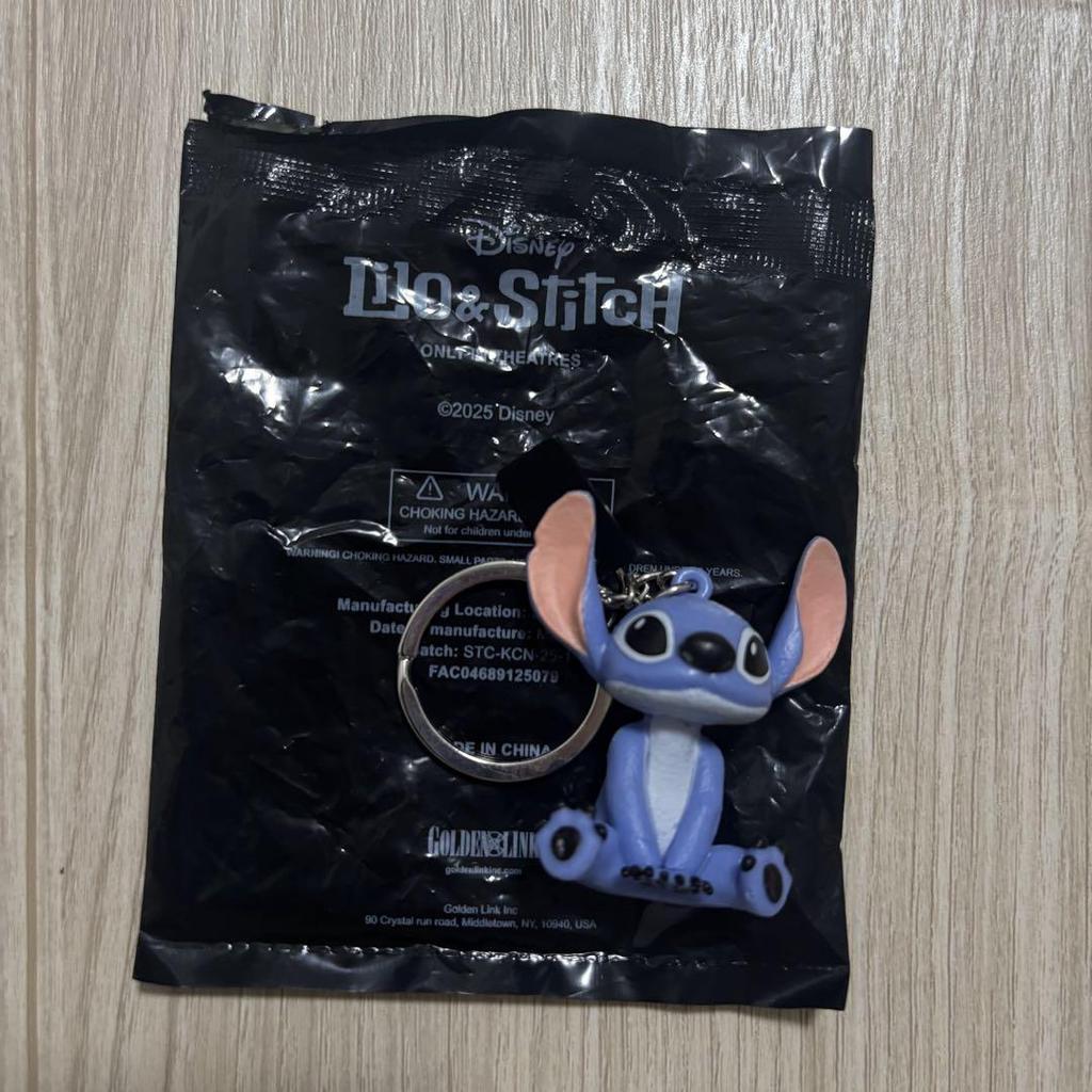 [USED] Stitch movie admission bonus original keychain not for sale