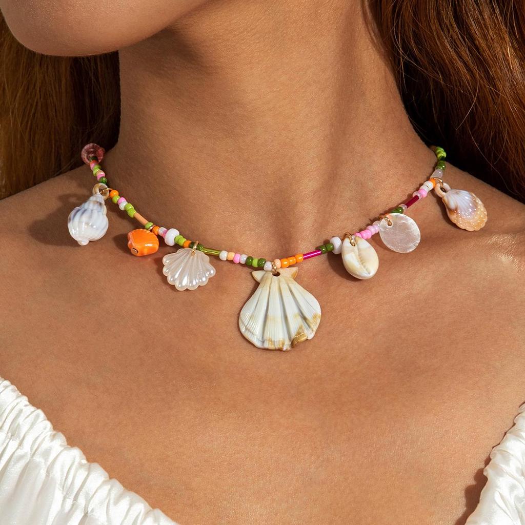 Modische Süße Sommer Strandurlaub Bunte Reisperlen Jakobsmuschel Muschel Halskette Damenschmuck Ozean Element Halskette