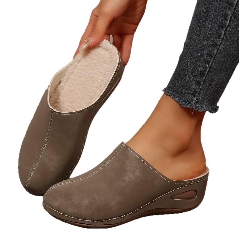 Large-size fleece thickened, comfortable and warm design toe toe home shoes