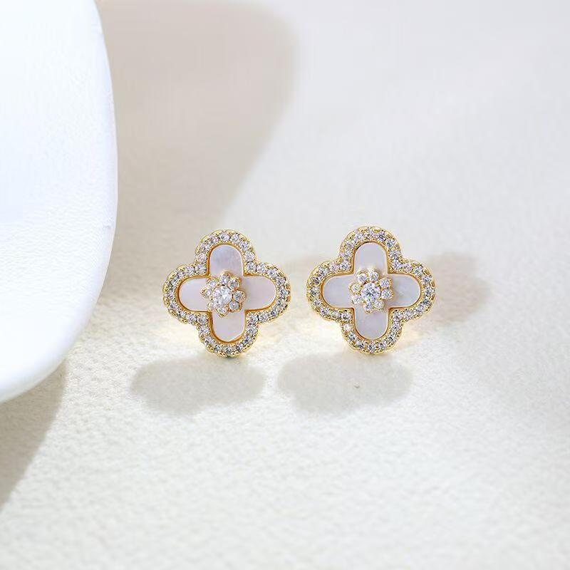 Elegant Pink Four-Leaf Clover Necklace Set With Floral Pendant Rose Gold Plated Copper Jewelry Women