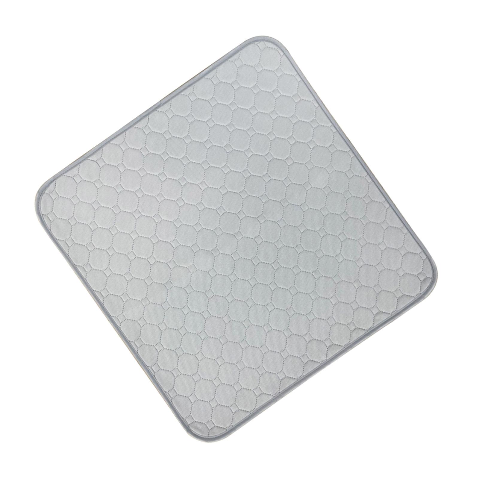 

Reusable Incontinence Pads Waterproof Chair And Bed Protector Washable Seat Mat for Wheelchair Plane Seats Train Seats 4