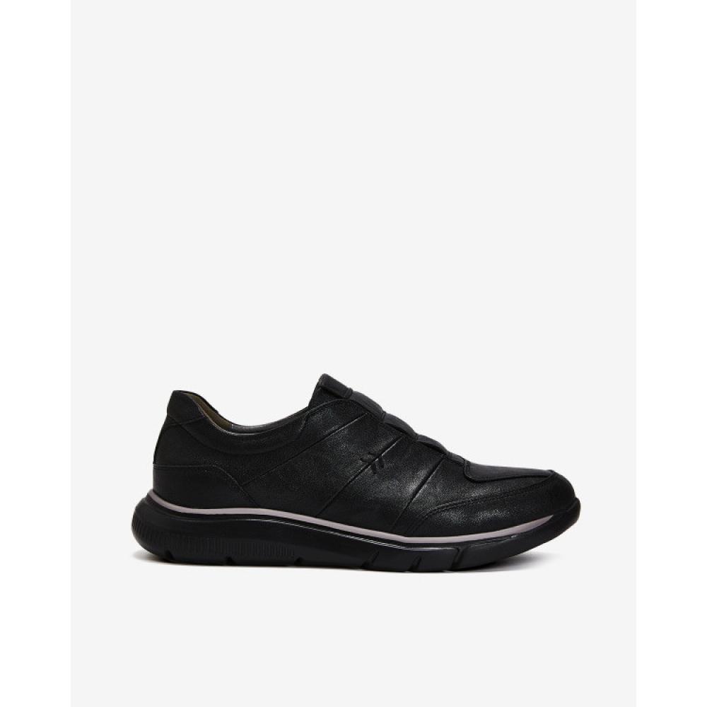 Young Age Men Lightweight Daily Casual Shoes Black
