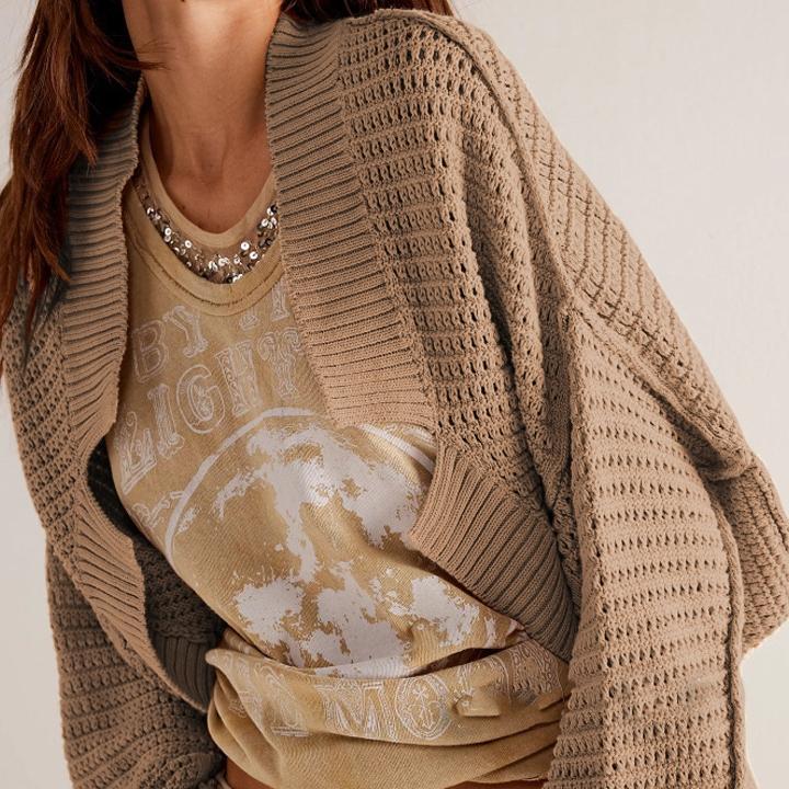 QICED Autumn and Winter Fashion V-neck Bat Sleeve Knitted Cardigan Sweater for Women