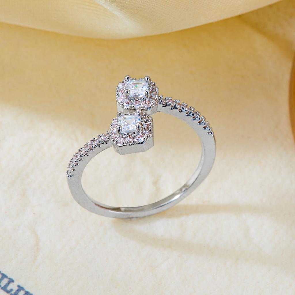 Delicate Star Open Rings for Women Silver Color Sparkling Cubic Zirconia Lucky Shooting Star Finger Ring Party Romantic Jewelry