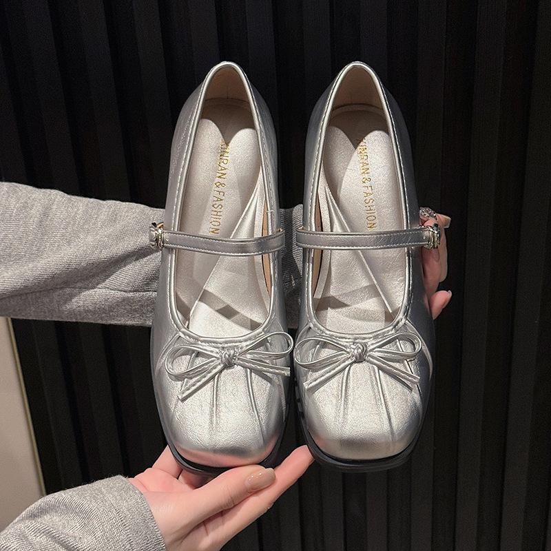 Bow Mary Jane shoes women's 2025 new spring French silver single shoes thick heel high heels beautiful small leather shoes
