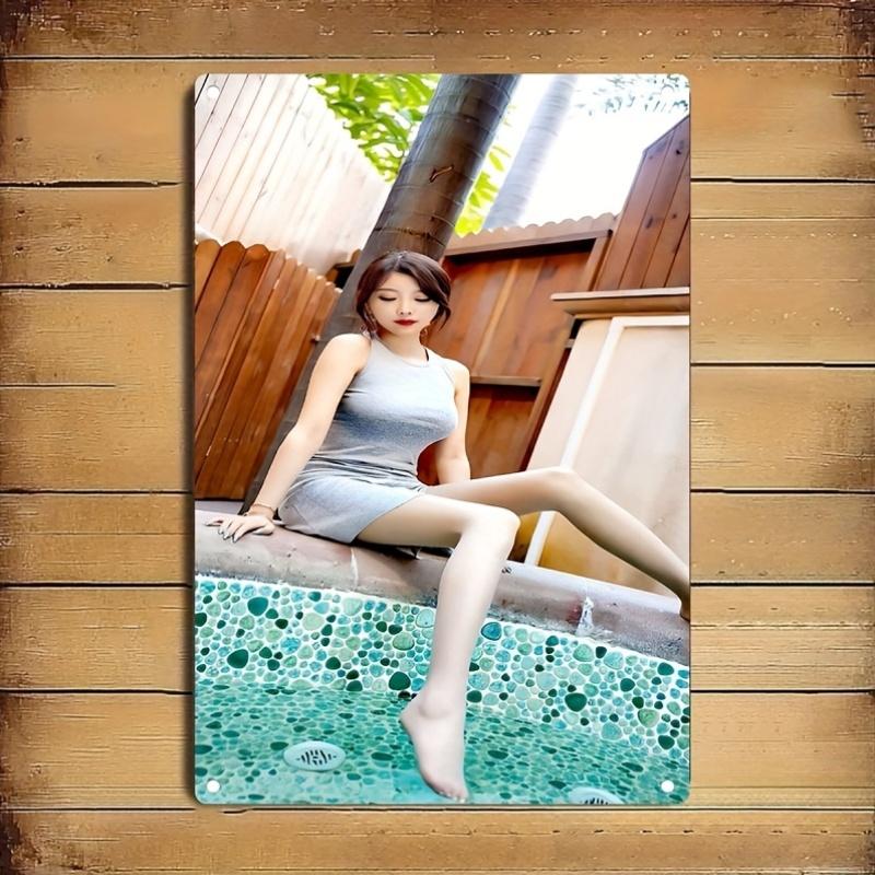 

Metal Wall Art Outdoor Decor Poolside Elegant Dress Sign for Home Cafe Garden Bar темного кольору хакі